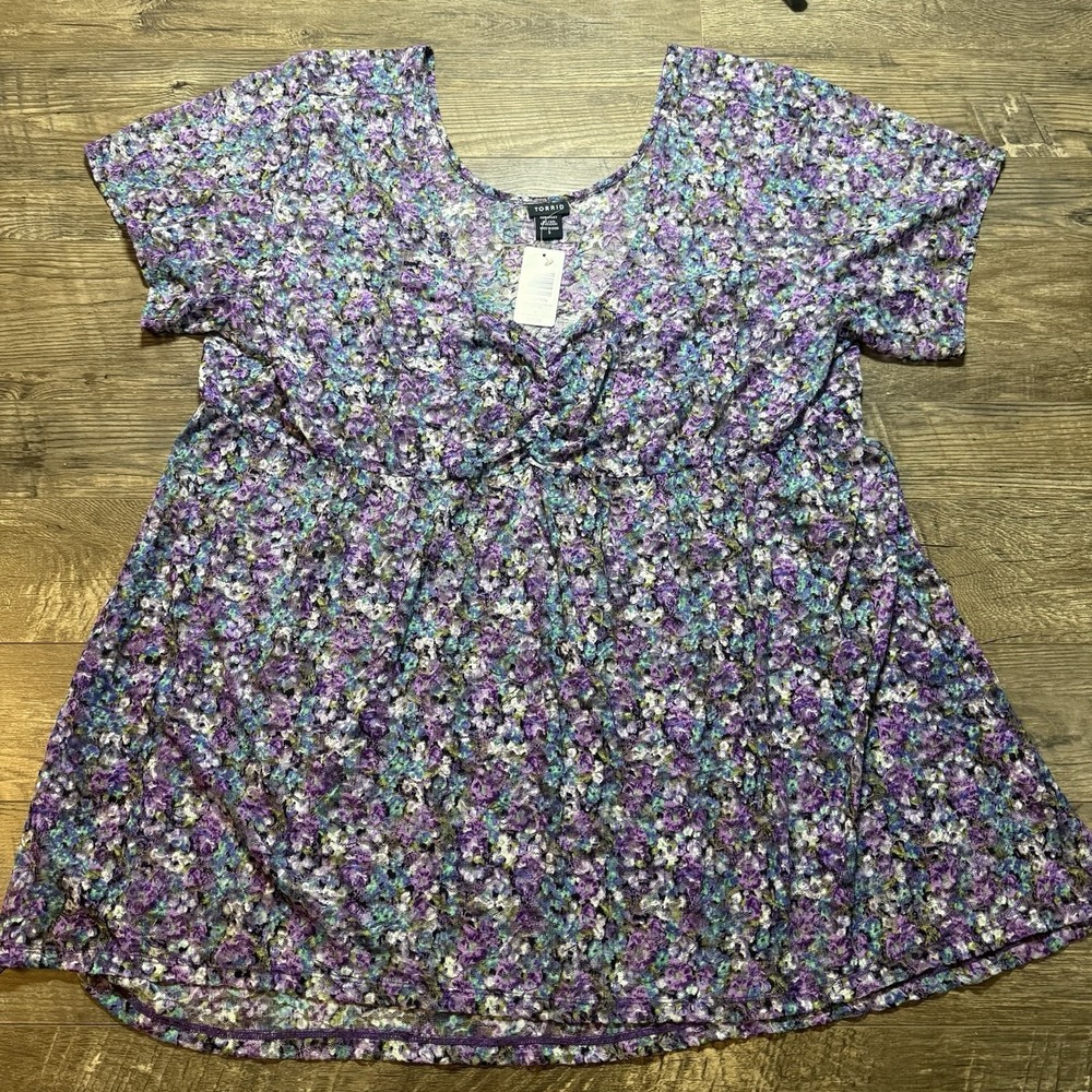 Torrid NWT Floral Bloomcore Short Sleeve Sheer Blouse‎ Mature Plus Size 5